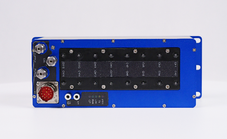 Intelligent pressure scanning valve