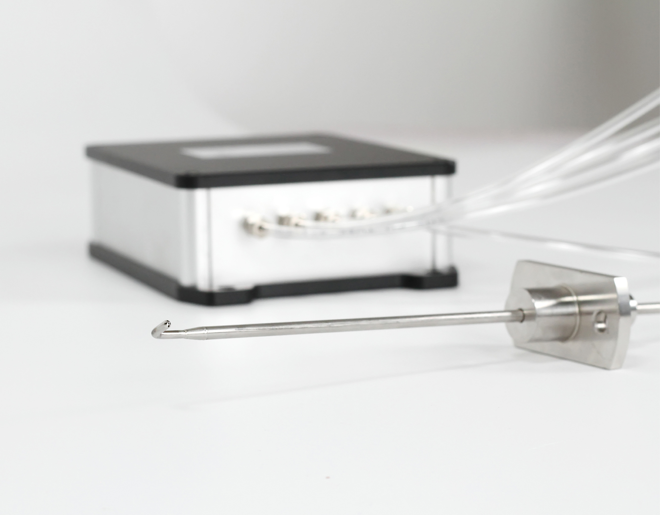 Micro 5-hole probe anemometer Micro 5-hole probe anemometer