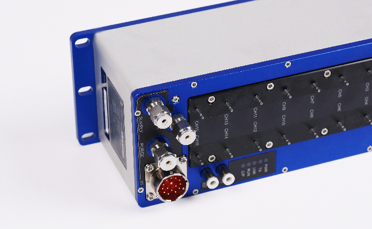 Intelligent pressure scanning valve
